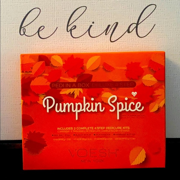 ⚡️SALE 🛀Voesh New York  Pedi In a Box🛀 - Picture 1 of 2